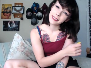 Gadis cantik, Tato, Mainan seks, Webcam, Seks amatir