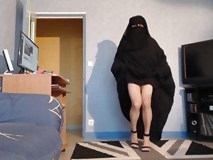 Arab, Big Ass, Big Tits, MILF, Upskirt