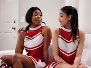 Nia Nacci And Harmony Wonder Are Cheerleaders That Just Love Pussy