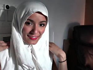 Beautiful Eyes, White Hijab, Viva Athena, Arab Girl Shows Off