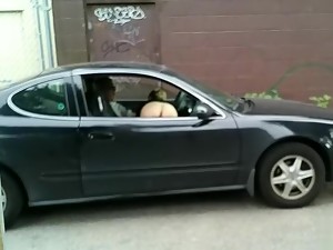 Naked Hooker Gives Blowjob In The Car And Gets Filmed