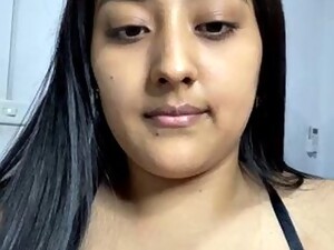 C4 Sofi 1996 PAWG Plays With Pussy